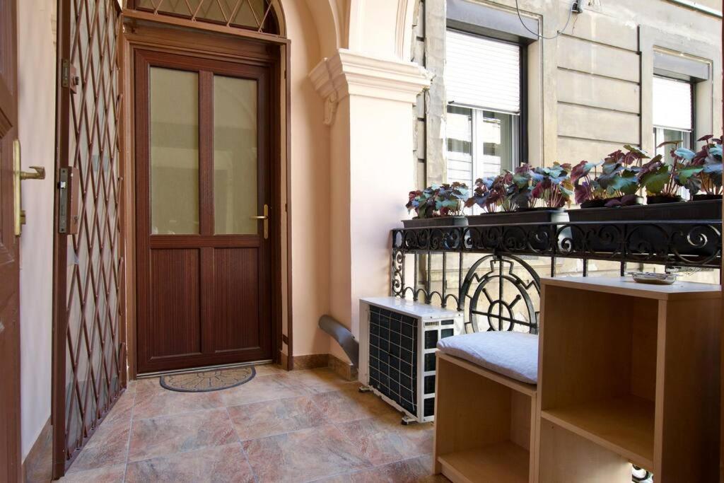 Standard Apartment By Hi5 - St. King Street 16. Budapeşte Dış mekan fotoğraf